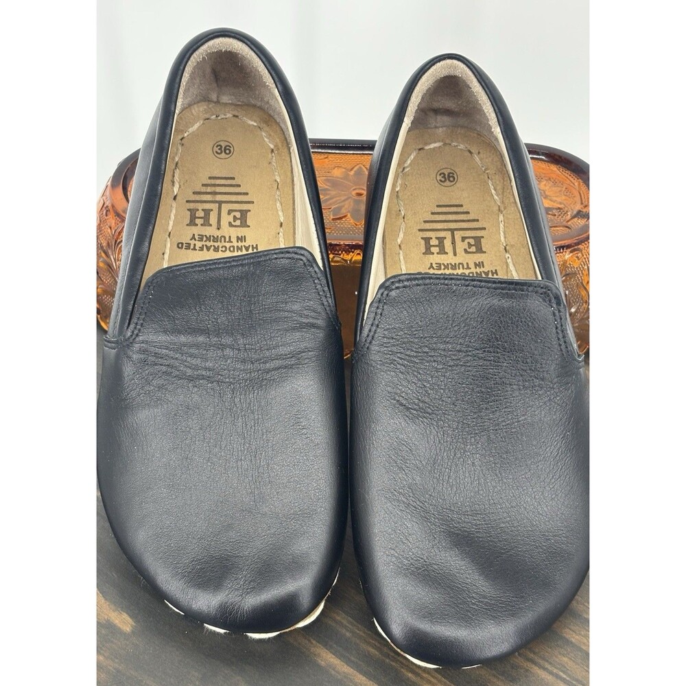 Earthing Harmony Black Leather Barefoot Grounding Slip-On Shoes Women's Size 36